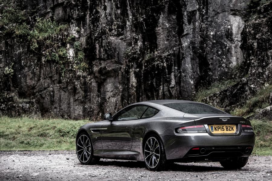  Aston Martin DB9 GT 2015 года  (UK) (фото 7 из 20)